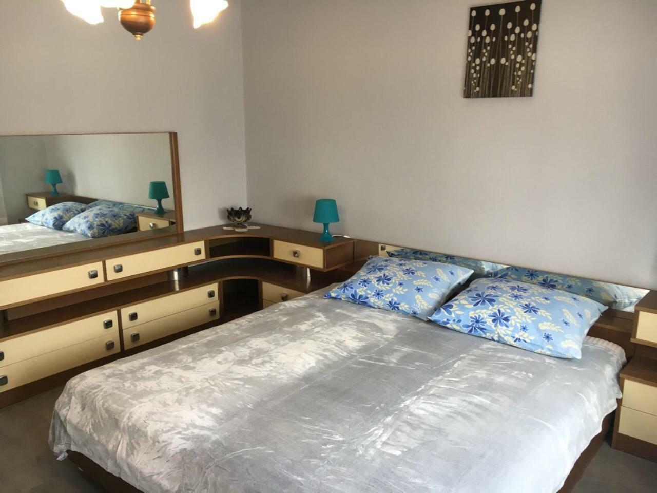 Apartment Kumicic - 3 Bedrooms Ічичі Екстер'єр фото