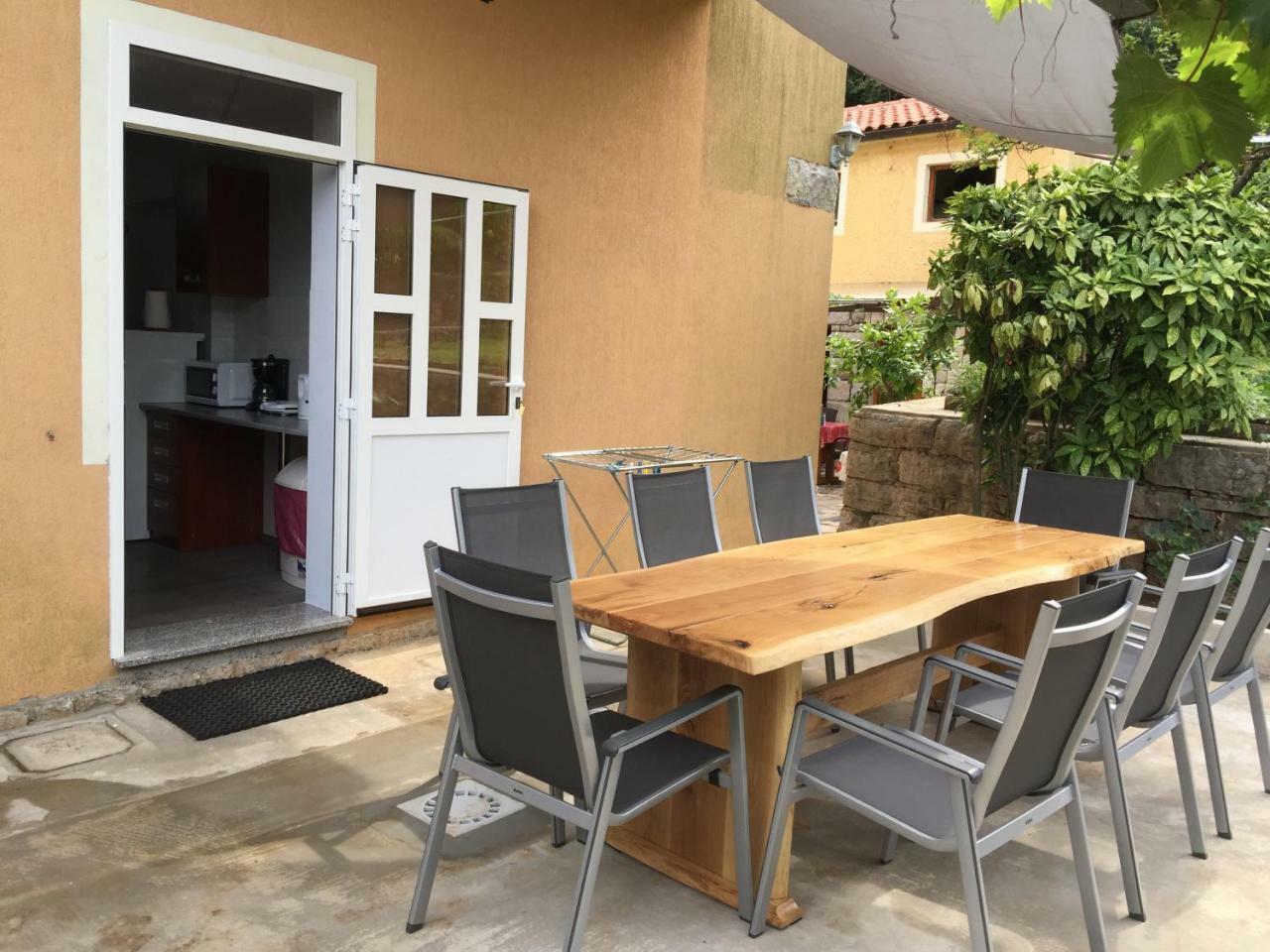 Apartment Kumicic - 3 Bedrooms Ічичі Екстер'єр фото